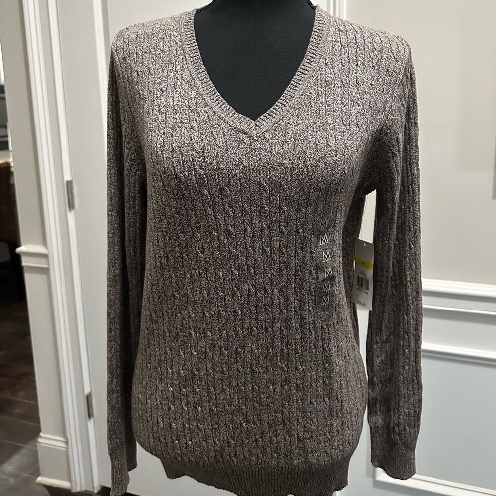 Kim Rogers Brown V-Neck Ribbed Sweater – Size M